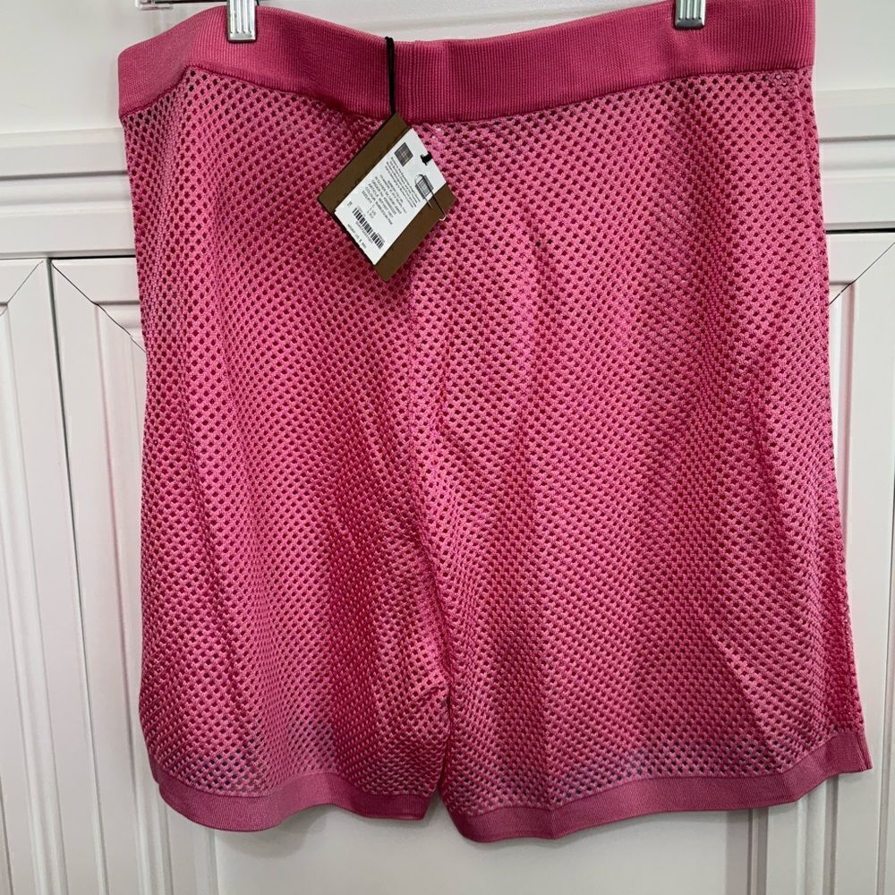 Burberry Pink Mesh Shorts Size Large - Picture 6 of 9